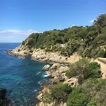 Seahomes Vacations - Seafront Fenals & Pkg Apartman *