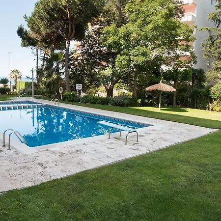 Seahomes Vacations - Seafront Fenals & Pkg Apartamento Lloret de Mar