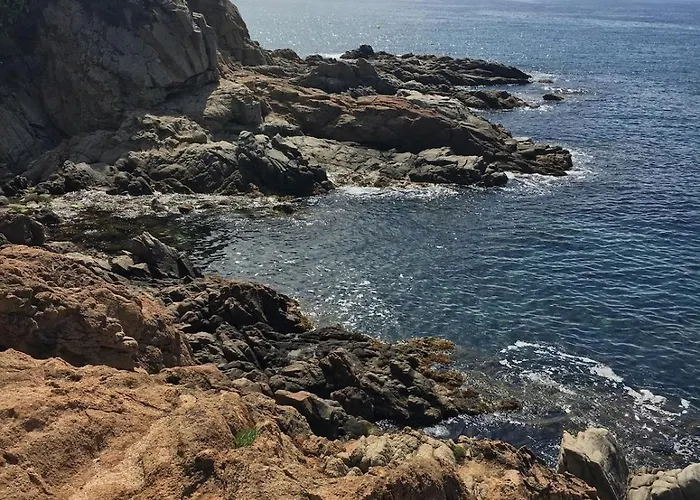 Seahomes Vacations - Seafront Fenals & Pkg Lloret de Mar