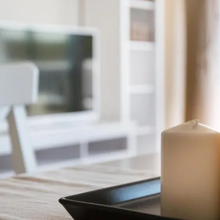 Seahomes Vacations - Seafront Fenals & Pkg Apartmán Lloret de Mar